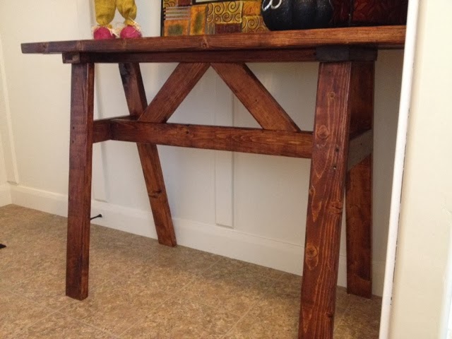 2×4 Entry Way Table