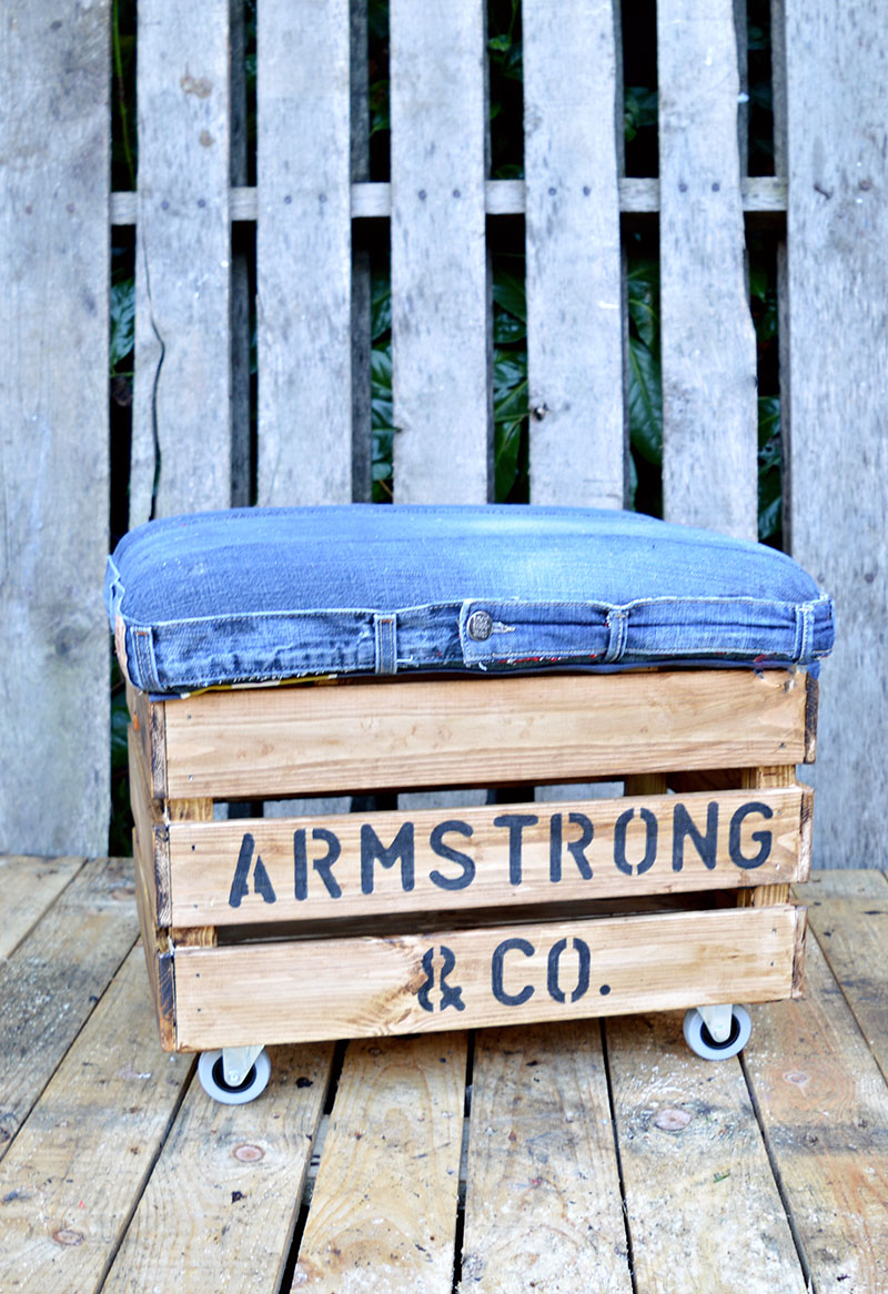 Personalized DIY Ottoman Using Jeans and a Wooden Crate