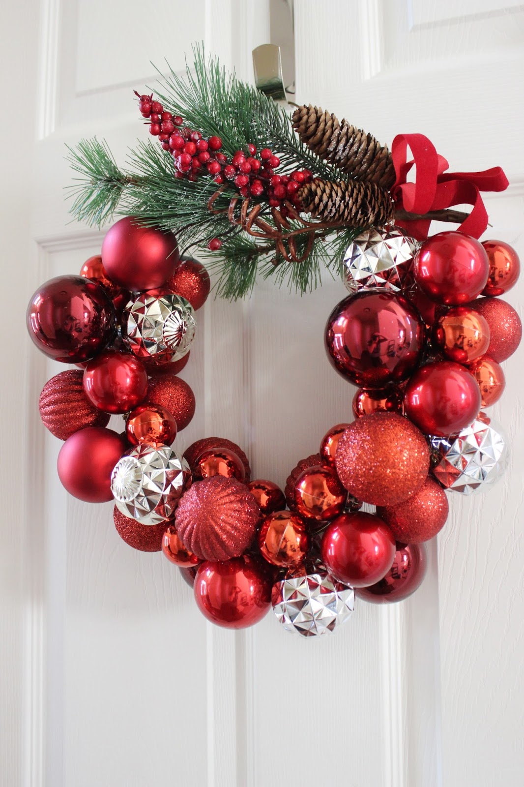 Christmas Ornament Wreath