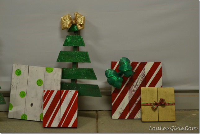 Pallet Christmas Tree and Presents