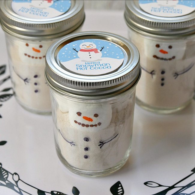 Melted Snowman Hot Chocolate Gift Jars