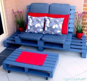Wood Pallet Outdoor Double Lounge Chair