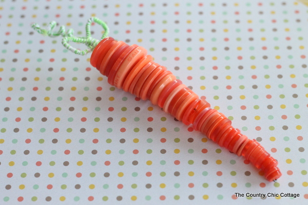 Button Carrot