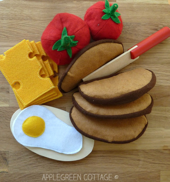 Felt Play Food Set