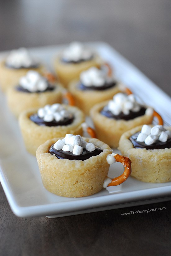 Hot Cocoa Cookie Cups